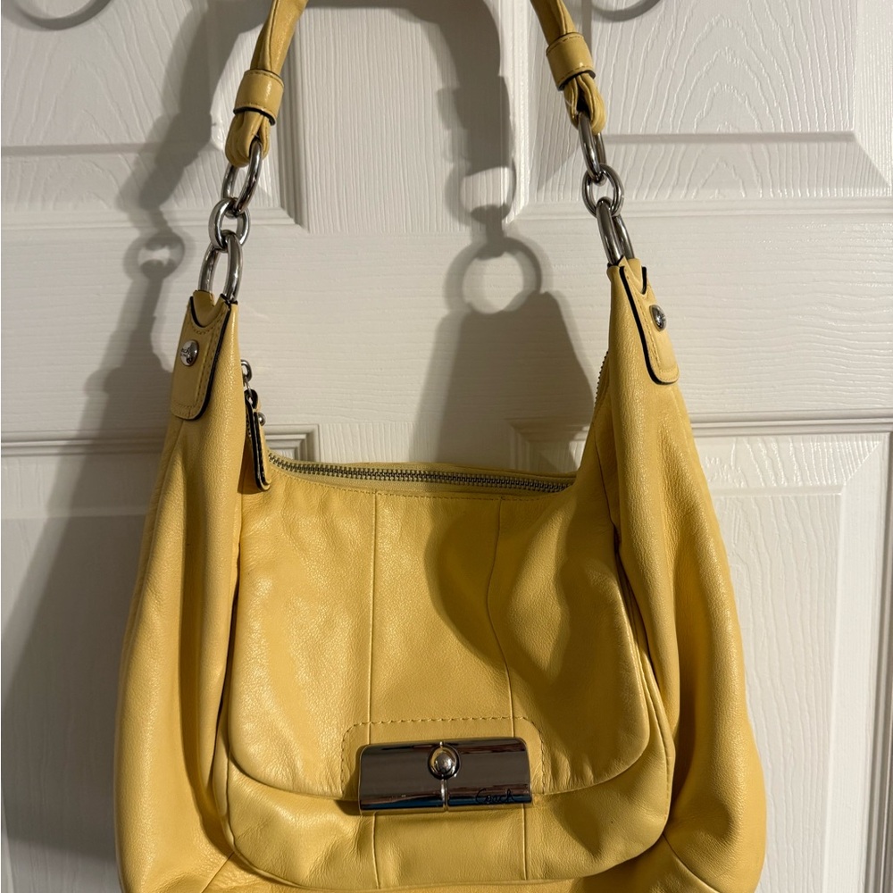 Coach Buttercup Yellow Leather Shoulder Bag - Picture 2 of 14